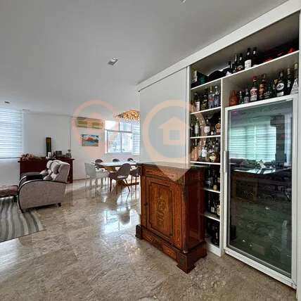 Apartamento andar à venda com 300m², 3 quartos e 2 vagas no Jardim Paulista - Lucle Imoveis