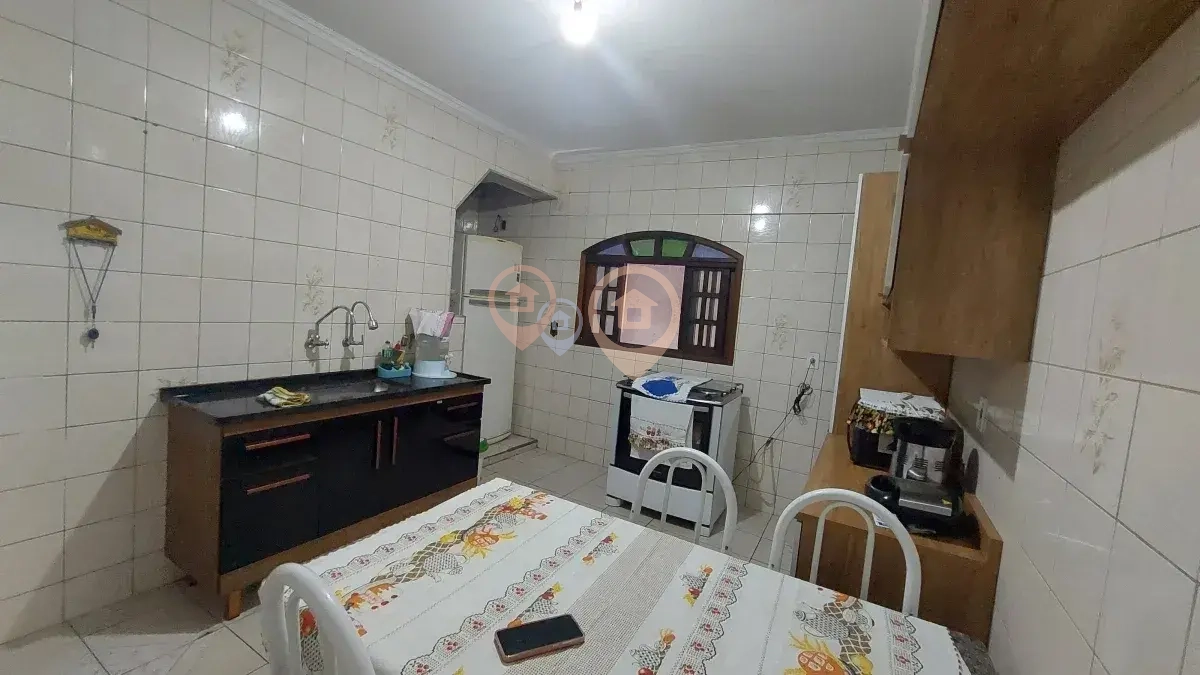 Casa à venda em São Paulo, Limoeiro, com 2 quartos, 250m² - Lucle Imoveis
