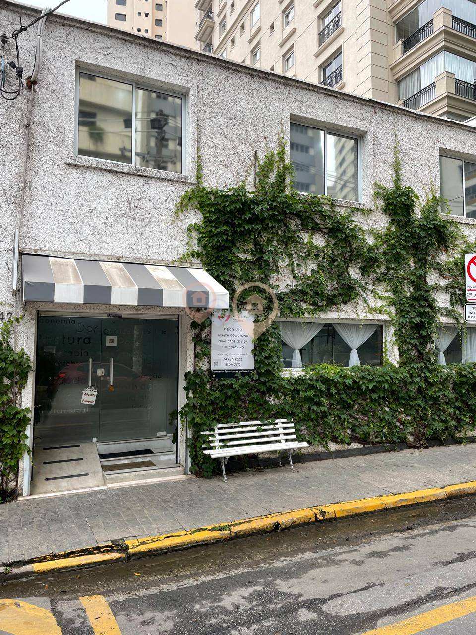 Casa à venda em São Paulo, Itaim Bibi, 200m² - Lucle Imoveis