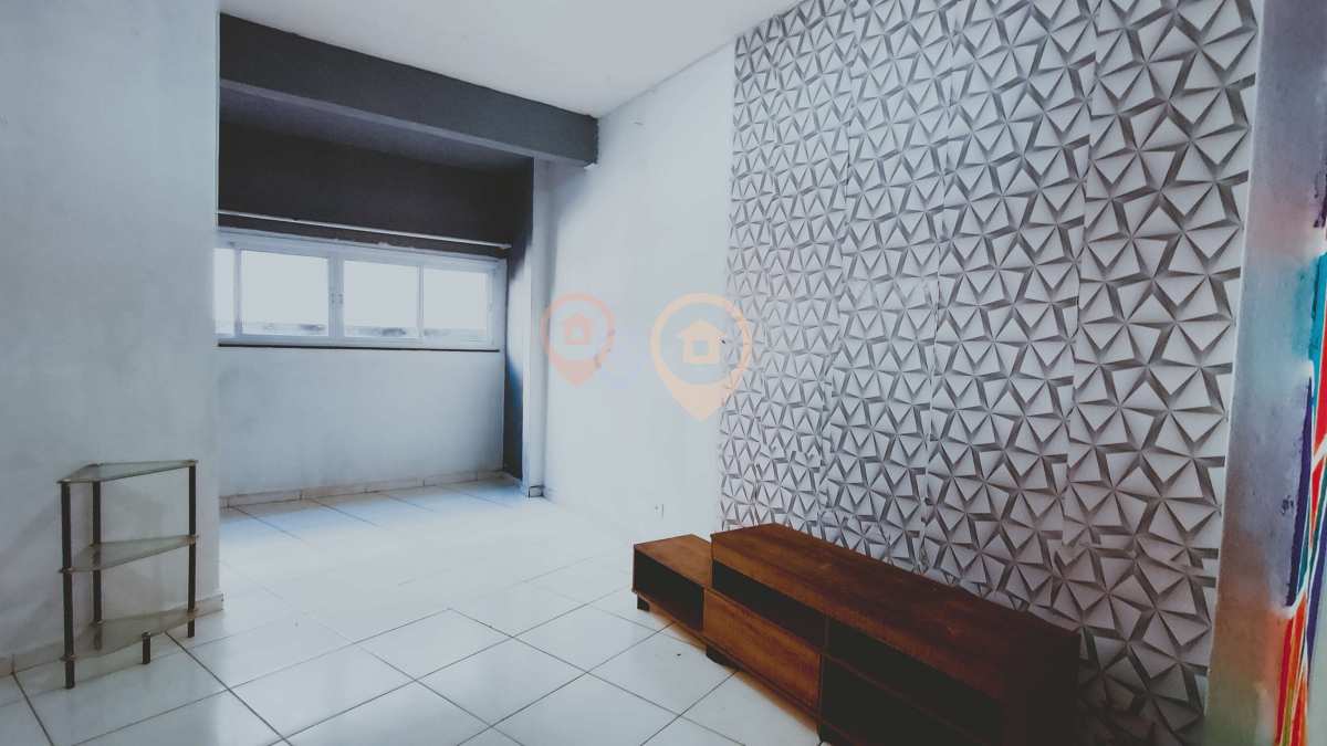 Kitnet para alugar com 24m²  prox Largo São Francisco, Centro - SP - Lucle Imoveis