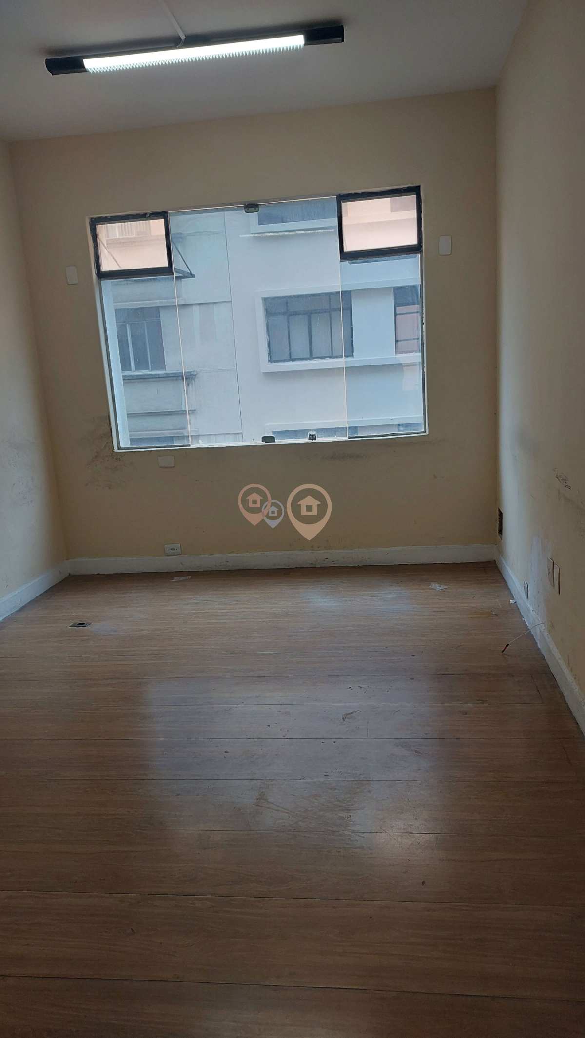 Sala comercial para alugar em São Paulo, República - Lucle Imoveis