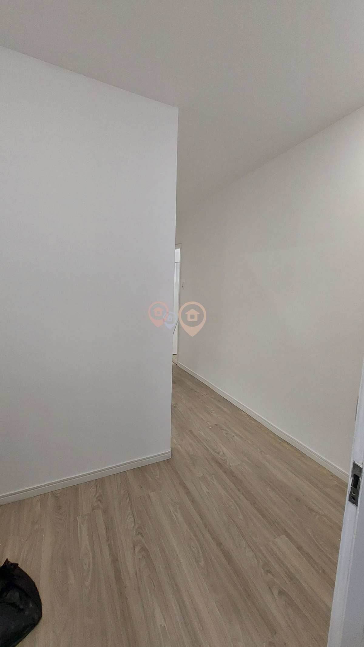 Sala comercial para alugar em São Paulo, República, 80m² - Lucle Imoveis