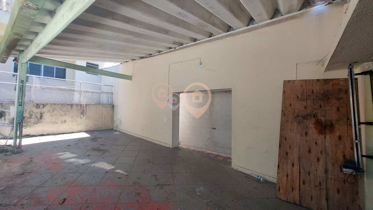 Sobrado à venda em São Paulo, Vila Verde, 360m² - Lucle Imoveis