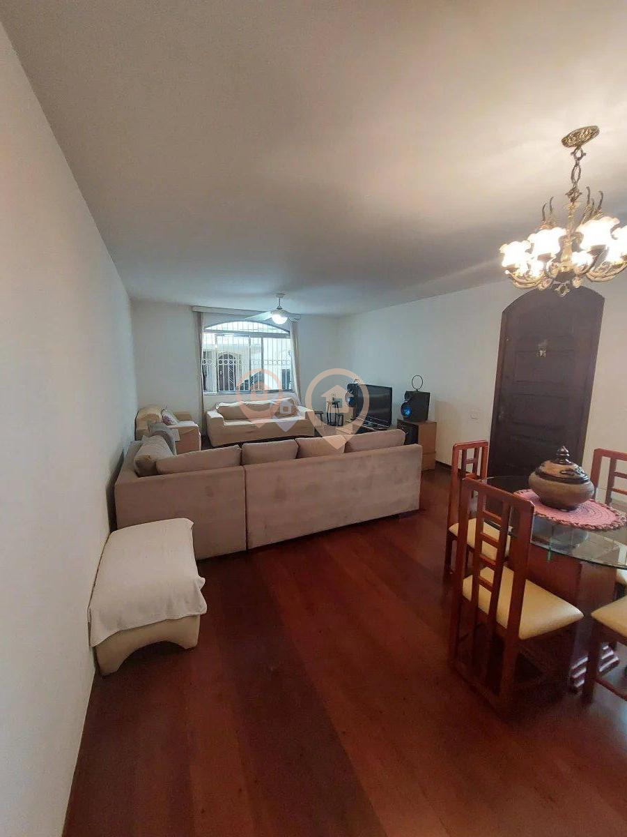 Sobrado com 240m² com 5 quartos/ 4 vagas/ piscina - Chacara Sto Antonio - Lucle Imoveis