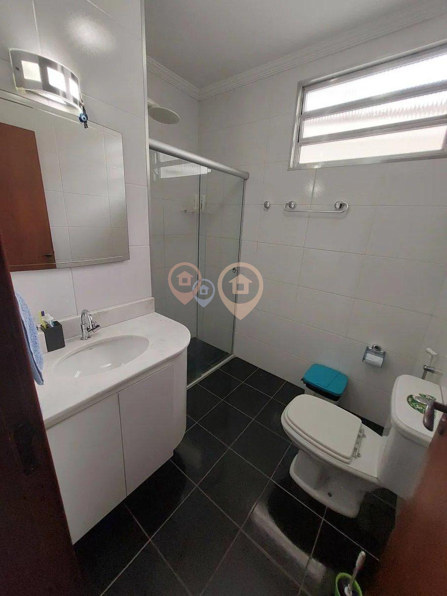 Casa, 5 quartos, 240 m² - Foto 18