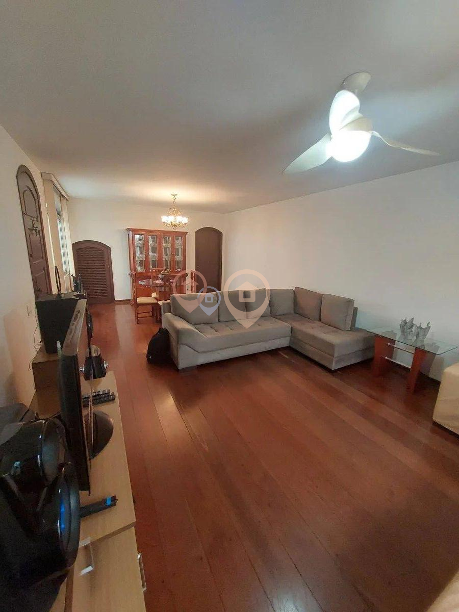 Sobrado com 240m² com 5 quartos/ 4 vagas/ piscina - Chacara Sto Antonio - Lucle Imoveis